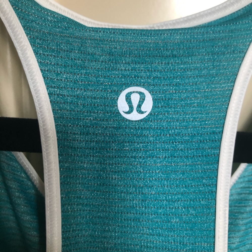 Lululemon Racerback Tank (8) - Picture 5 of 6